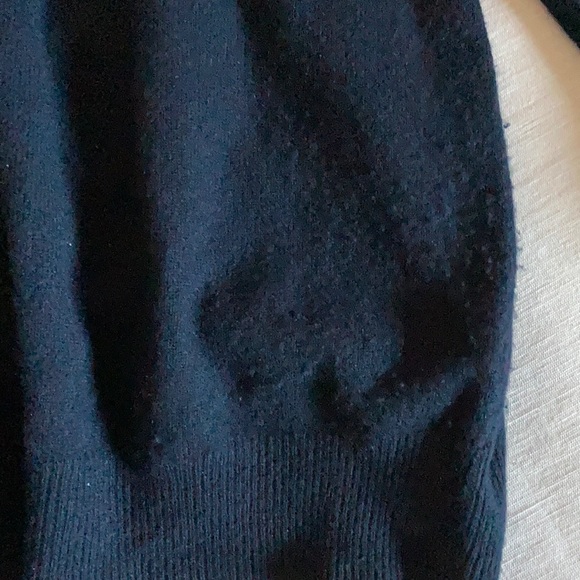 Jos A Bank Men’s Navy Cashmere Sweater - Picture 5 of 8